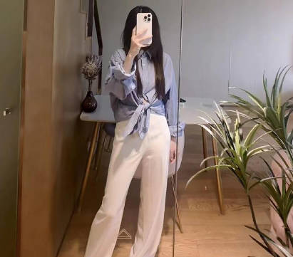 内射小妈的蜜穴剧情 封面