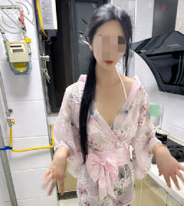 姐姐穿骚睡衣等我下班剧情 封面