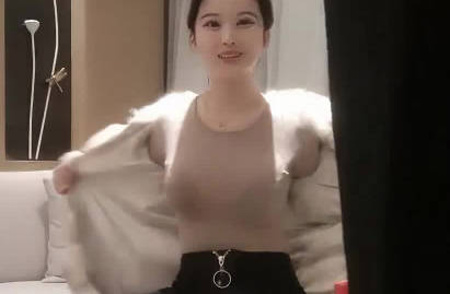 雀儿满天飞之刚下海的良家兼职女神温柔娴淑腼腆害羞高颜值剧情 封面