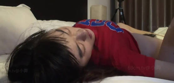 迷奸大学少女居然来大姨妈剧情 封面