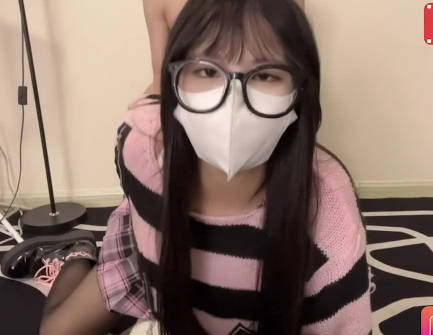 反差表姐居然诱上处男表弟-小敏儿 封面
