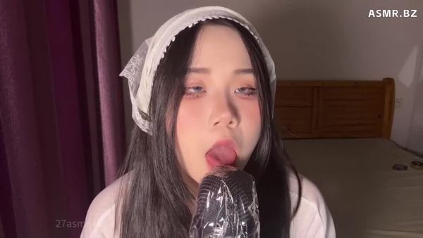 小诺眠绵 仰视视角麦克风