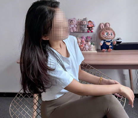 和堂姐各种姿势尽情的爆操她的淫穴剧情