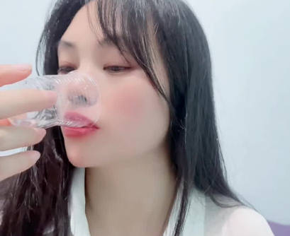 迷奸女同事-盘丝洞剧情