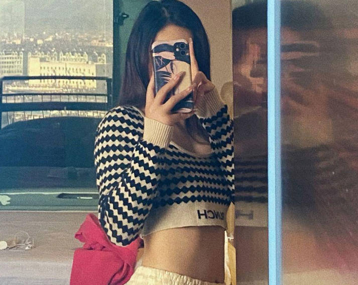 妹妹订婚前的一天把自己交给了我掐着脖子干她结果完蛋了剧情 封面