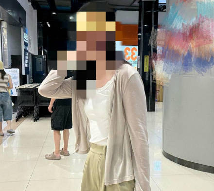 姐姐喝醉被我偷偷的抽插无奈中途姐姐醒来反抗剧情 封面