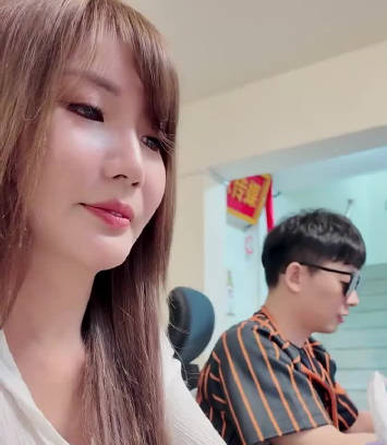 大像传媒DY-06应徵成为av公司的女员工期待着有天可以在上班时被中出-芷媗剧情 封面