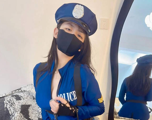 内射大长腿女警姐姐好爽好刺激剧情 封面
