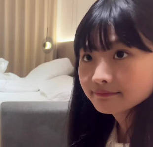 今天花3000块钱约了一个大学兼职的学生妹-七仔剧情 封面