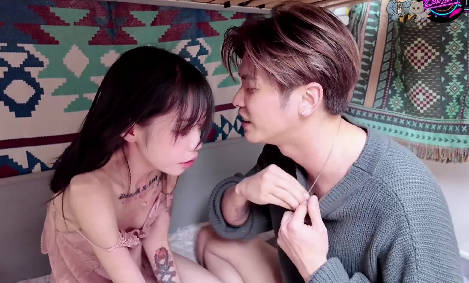 青年旅舍艳遇萝莉-仔仔剧情