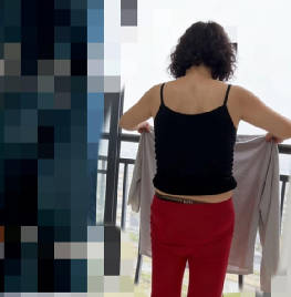 用跳楼威胁老妈老妈真害怕了极不情愿的给了我第一次剧情 封面