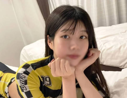 FC2PPV-4677103-D罩杯国宝级美乳女大学生再度登场剧情 封面