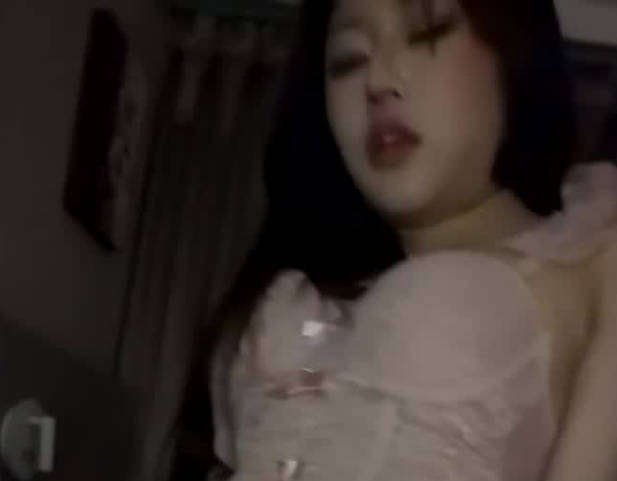 都说了只要是过我嘴巴没一个会离开的-布丁剧情 封面