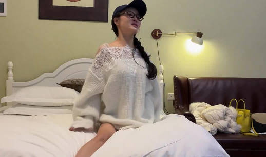 今天花三千约了个戴眼镜的少妇姐姐-北泽剧情 封面