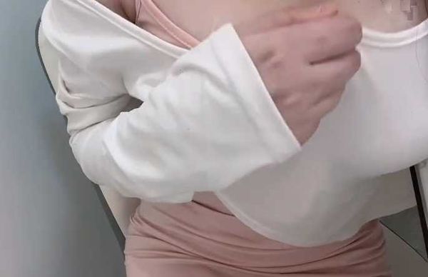 姜幼念ASMR和女友的闺蜜偷欢 封面海报