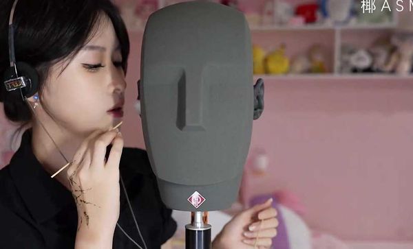 椰子ASMR黑ku亲亲吐息 封面海报