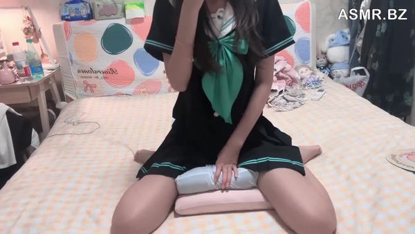 房子的助眠小屋 限定 jk女上 封面海报